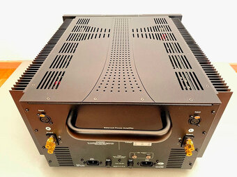 Dual-mono high-end zesilovač, Balanced Audio Technology BAT, - 2