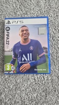 dvě hry NHL 2022 a Fifa 2022 PS5 - 2