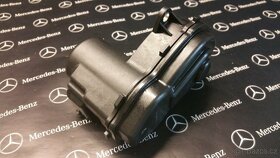 Mercedes-Benz A,B,CLA,GLA servomotor ruční brzdy TRW - 2