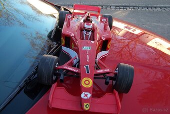 Model elektrického auta F1 s dálkovým ovládáním - 2