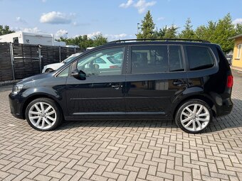 Volkswagen Touran 2.0TDI DSG 7-míst KAMERA TEMPOMAT - 2