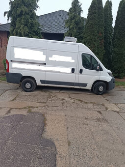 Peugeot Boxer 2,2 HDi, chladirenká vestavba - 2