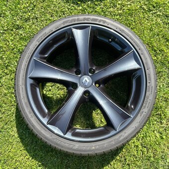 Kola 245/35 R19 - Renault Laguna - 2