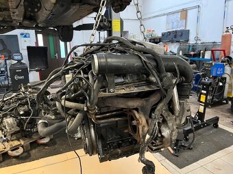 MOTOR 1,8TSI, 118kW, BZB - 2