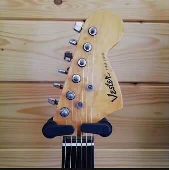 Prodám elektrickou kytaru Vester, - 2