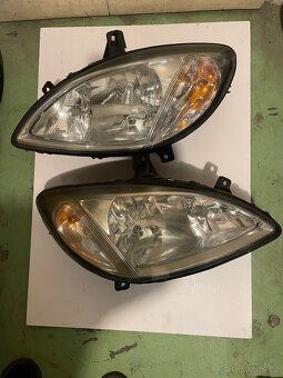 Světlomety Mercedes Benz Vito - 2