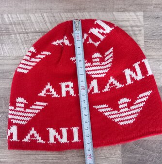 Čepice Armani ( NOVÁ) - 2