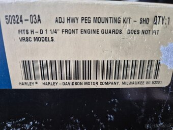 Nove drzaky naslapu Harley Davidson - 2