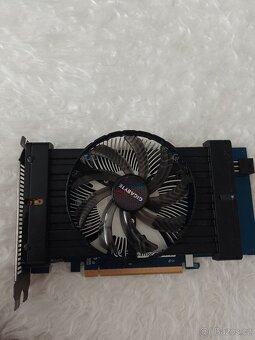 Plně funkční PC komponenty. - 2