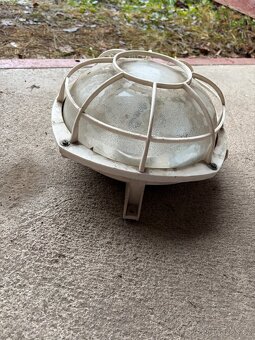 Plastové stropní svítidlo - 2