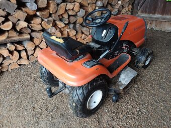 Zahradní traktor - 2