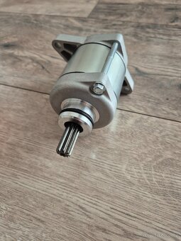 Prodám Startér 2T RR 250 RR 300 - 9 Zubů - 2