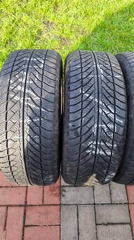 ZIMNÍ PNEU 205/50R17 89H 7,5MM GOODYEAR 2019 - 2