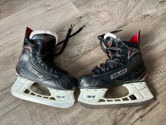 Lední brusle zn.Bauer, vel. 35 - 2