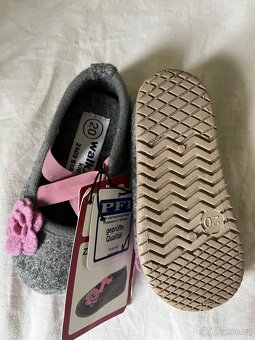 Nové dětské bačkůrky velikost 20 - 2