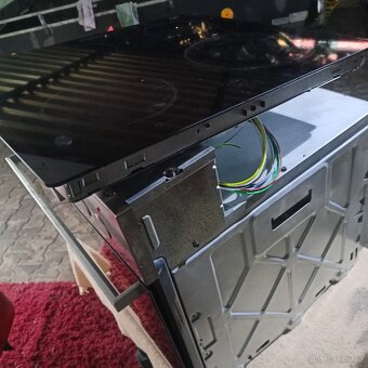 El.sporak vestavba - 2