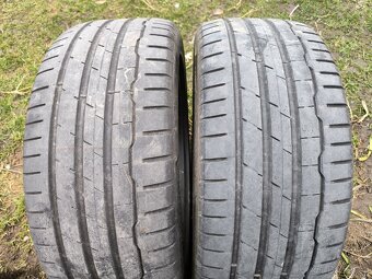 Hankook 225/45/17 - 2
