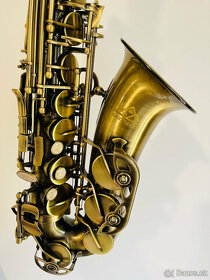 Predám nový Alt saxofón Easterock krásny zvuk - 2