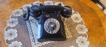 Starý telefon - 2