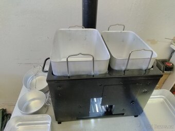 novou zahradní - polní kuchyňku , na všechny druhy paliv - 2