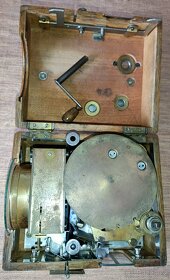 HOLUBÁŘSKÉ HODINY zn. BENZING - 2