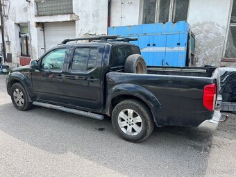 Nissan Navara D40 - 2