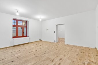 Prodej bytu 2+kk, 53m² s předzahrádkou - 2
