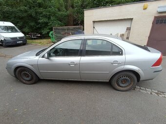 Ford mondeo 2004 2.0 benzin 107kw - 2