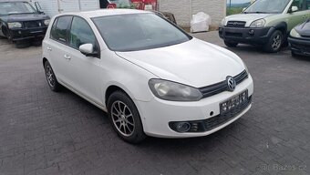 VW GOLF 6 1.2tsi 63kW barva LB9A - 2