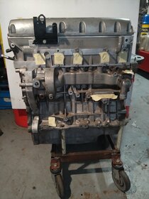 MOTOR VW T5 2,5 TDI 128 KW (AXE) - 2