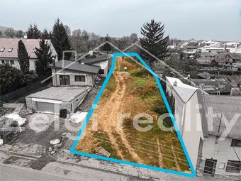 Prodej, stavební pozemek 1126 m² v malebné obci Rataje - 2