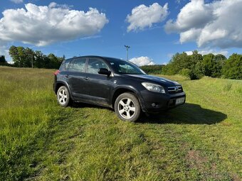 TOYOTA RAV 4 - 2