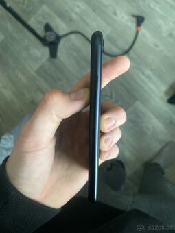 iPhone se 2020 128gb - 2