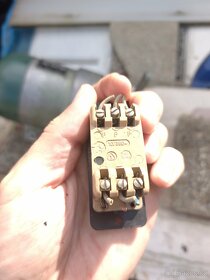 Prodám vypínač na 380V 10A - 2