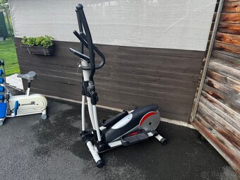 Eliptický trenažér HOUSEFIT - 2