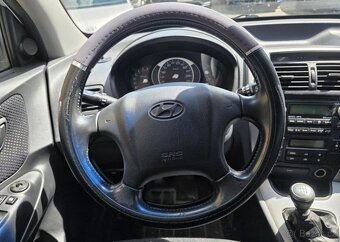 Hyundai Tucson 2.0-4x4-TAŽNÉ 1,6t-NÍZKÉ KM - 2
