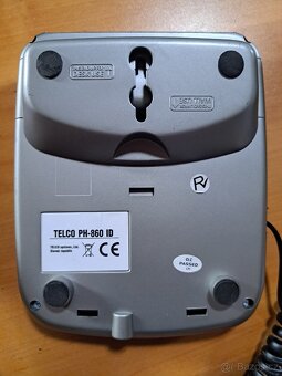 Stolní telefon TELCO PH-860 – bez záruky funkčnosti
- 2