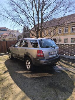 Prodám SUV Kia sorento rok výroby 2003 ,103 kW - 2