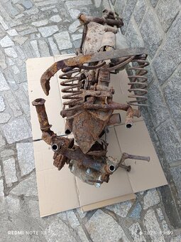 Historický motocykl jap 200 vrak - 2