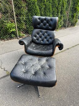 Křeslo s podnožkou Hermann Miller Eames Lounge Otoman - 2