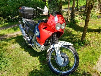 Honda africa xrv750 - 2