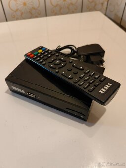 Set-top box/ Přijímač DVB-T2 TESLA TE-320, HEVC FTA - 2