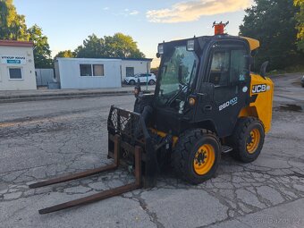 Smykový nakladač JCB 260 Robot - 2