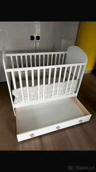 Dětská postýlka IKEA s matrací - 2