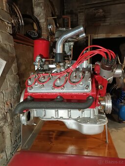 Motor Ford Vedette Flathead - dekorace - 2