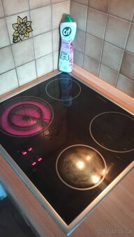 Sklokeramická varná deska Elektrolux - 2