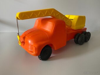 jeřáb tatra gumotex stará hračka hračky retro ites igra kdn - 2