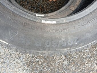 Zimní pneu 205/60R15 Continental - 2