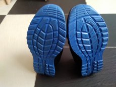 Prodám dámské boty  pracovní  vel 40 - 2