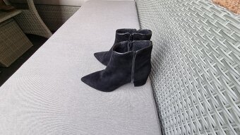 KOTNÍKOVÉ BOTY SAGAN 38 - 2